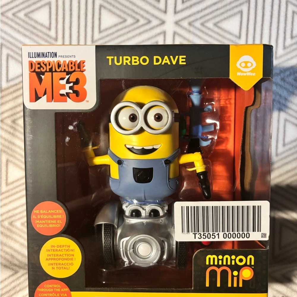 Despicable Me 3 Minion‎ MIP Turbo Dave Interactive Remote Control Toy